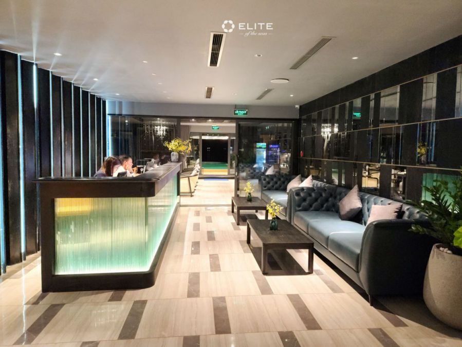Reception_compressed_compressed_compressed