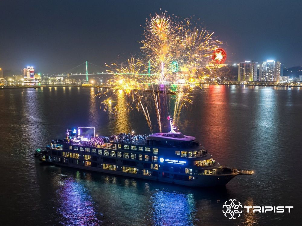 Ambassador Dinner Cruise II - Tripist