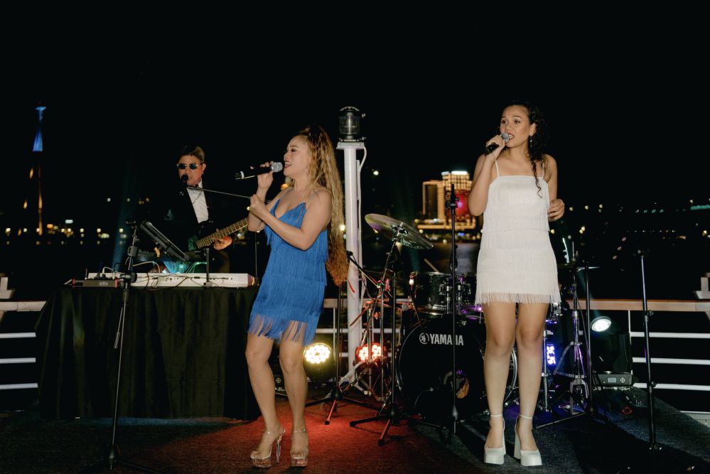 Dinner-Cruise-live-music_compressed