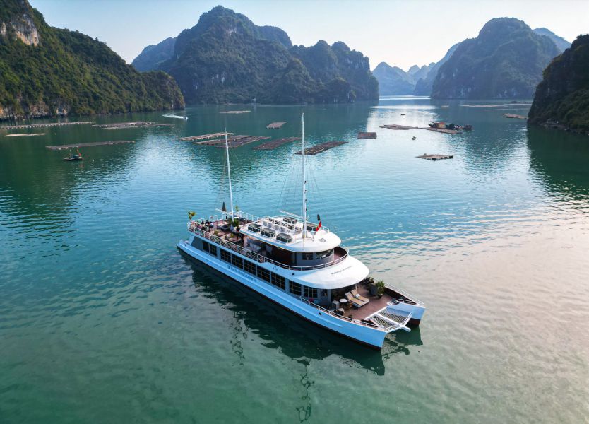 Tripist - The Halong Catamaran (4)
