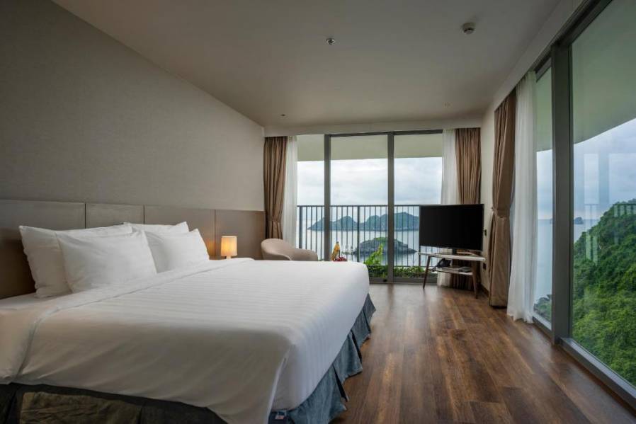 Tripist- Flamingo Cat Ba Resort (2)-cp