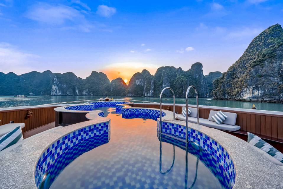 symphony-cruise-ha-long (7)