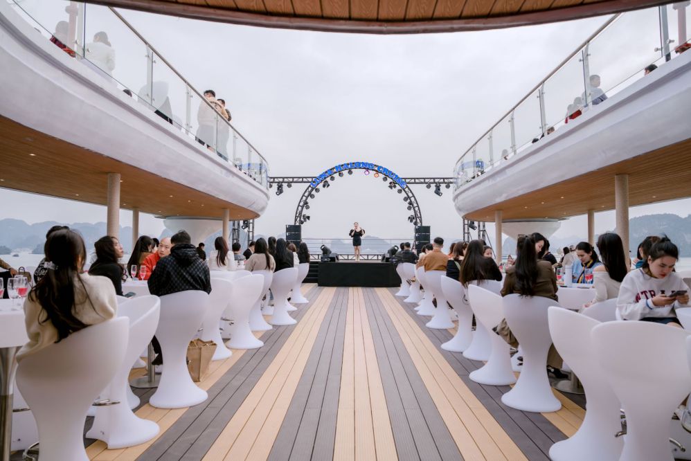 Tripist - Luna Cruise Ha Long (9)
